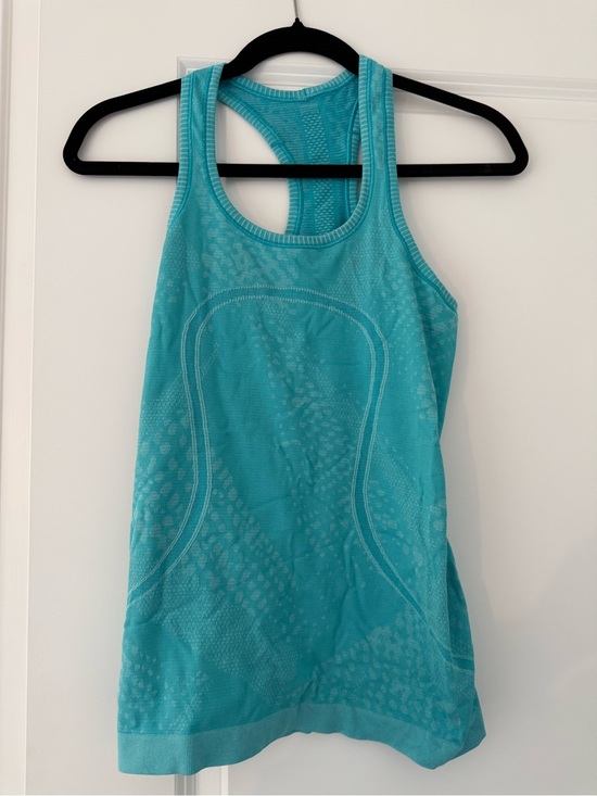 lululemon athletica Tops - Lululemon swiftly tech tank top